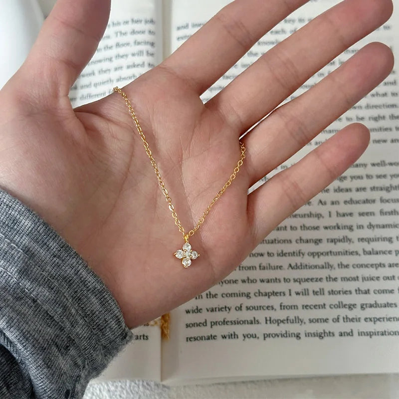 Dainty Lucky Leaf Necklace 925 Sterling Silver 14K Gold Plating